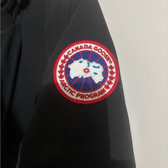 Canada Goose Trillium Parka Black Women's Winter Jacket, Size XS - Picture 3 of 14